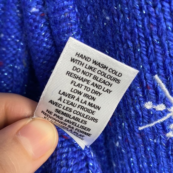 Embroidered Sweater Vest Women SZ M Blue Jays Birds Snowflakes Sparkle - Picture 14 of 15